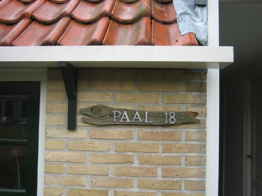 341.JPG - Paal 18 vernoemd naar de strandpaal